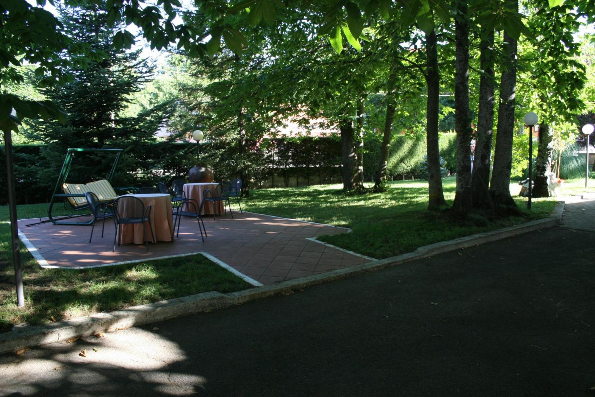 Hotel Gioia Garden Fiuggi Exterior foto