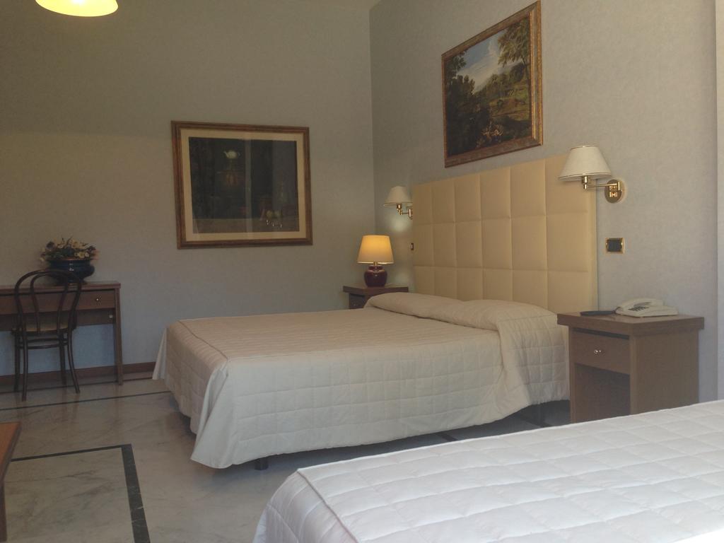 Hotel Gioia Garden Fiuggi Exterior foto