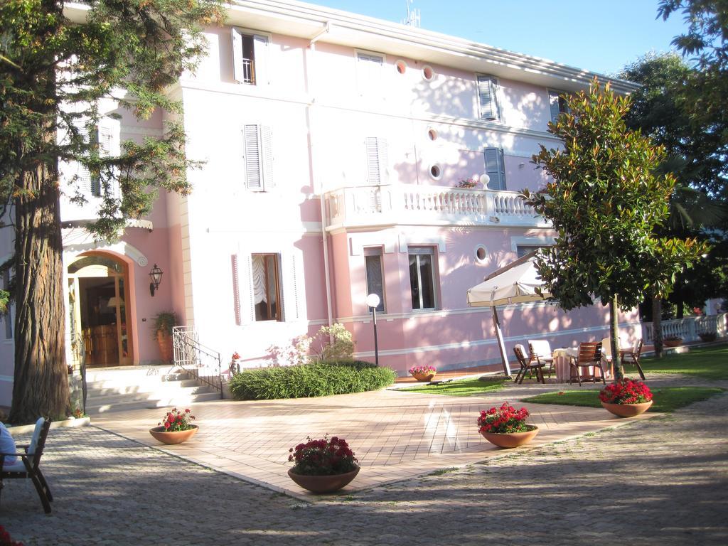 Hotel Gioia Garden Fiuggi Exterior foto